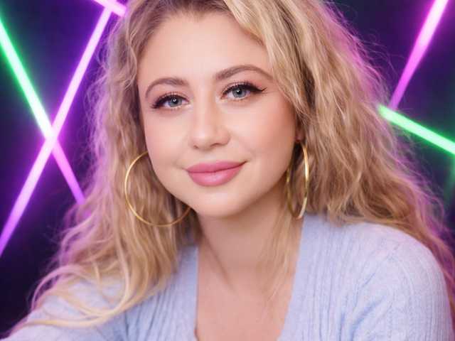 BlondieEve