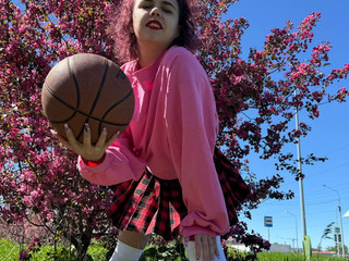 Do you like basketball? 😏