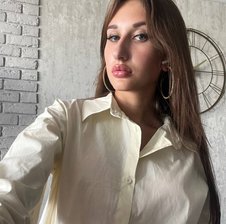 YourLovellyStella