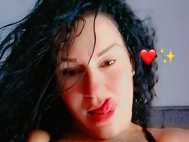 Alaya-hot1