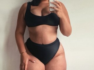 My Age Is 33 Years Old And My Model Name Is Emma-sexxy