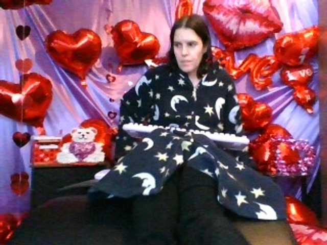 AlluringAli25's BongaCams show and profile