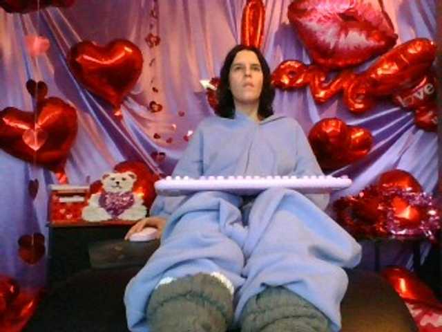 AlluringAli25's BongaCams show and profile