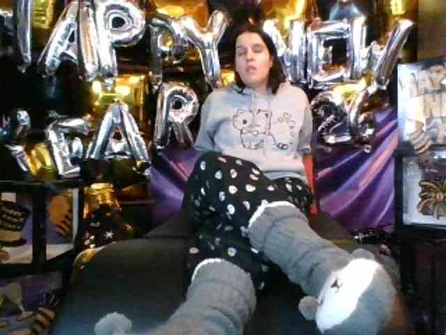 AlluringAli25 webcam