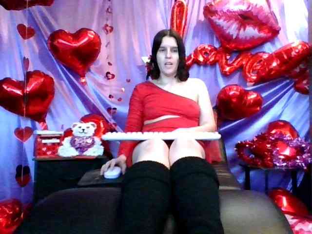 AlluringAli25 webcam