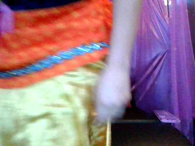 AlluringAli25 webcam