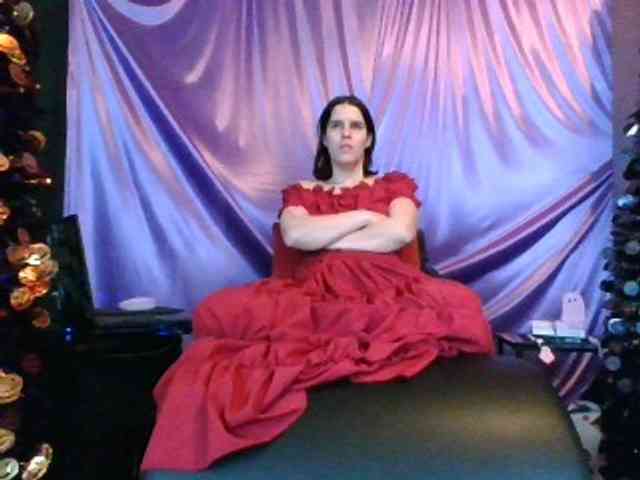 AlluringAli25 AlluringAli25