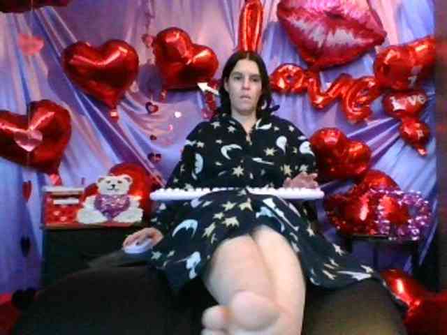 AlluringAli25 webcam