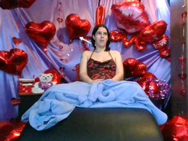 AlluringAli25 webcam