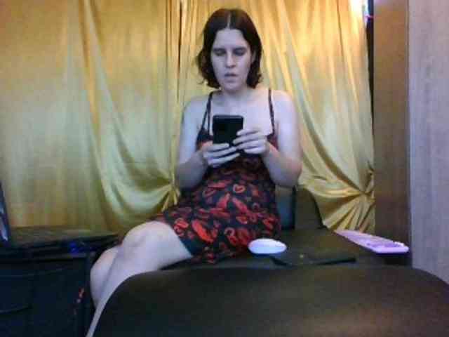 AlluringAli25 webcam