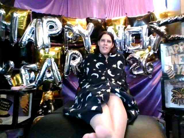 AlluringAli25 webcam