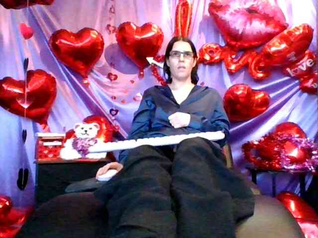 AlluringAli25 webcam