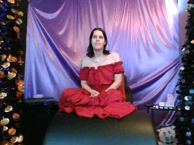 AlluringAli25 AlluringAli25