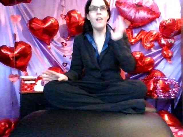 AlluringAli25 webcam