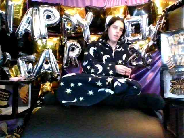 AlluringAli25 webcam