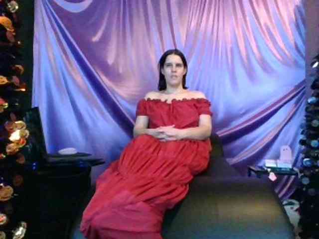 AlluringAli25 AlluringAli25