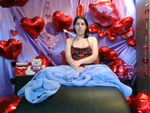 AlluringAli25 webcam