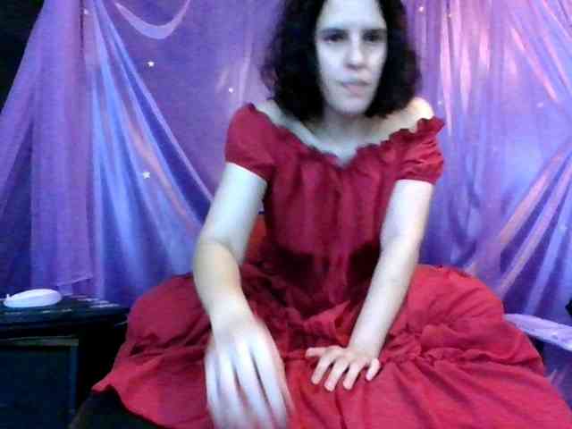AlluringAli25 webcam