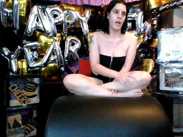 AlluringAli25 webcam