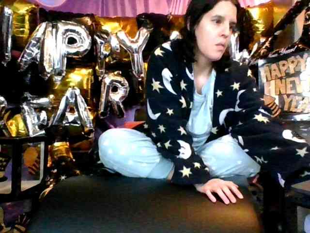 AlluringAli25 webcam