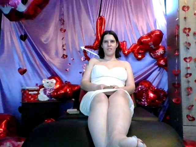 AlluringAli25 webcam