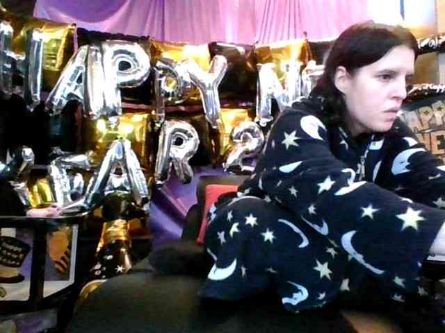 AlluringAli25 webcam