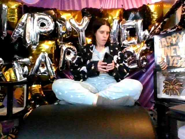 AlluringAli25 webcam