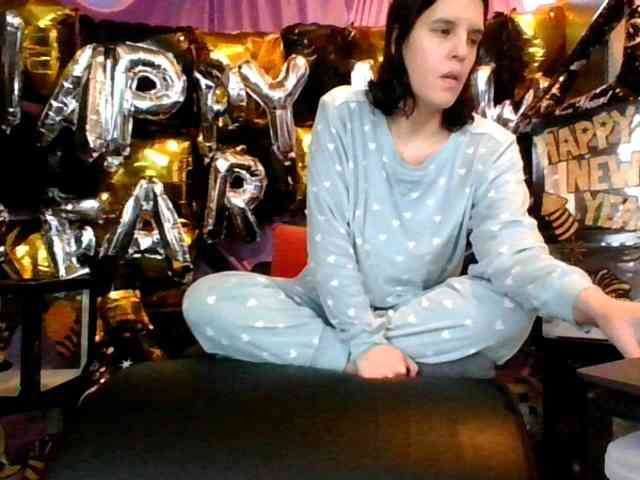 AlluringAli25 webcam