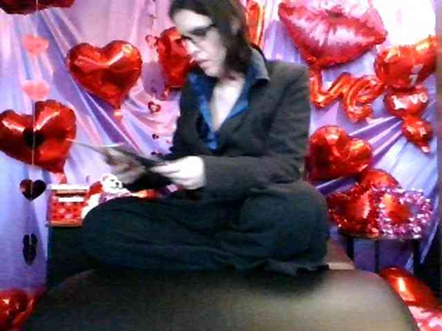 AlluringAli25 webcam