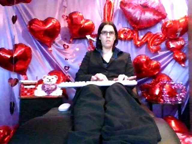 AlluringAli25 webcam