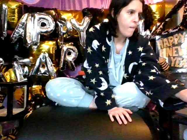 AlluringAli25 webcam