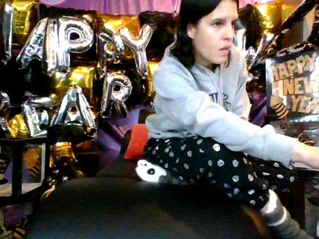 AlluringAli25 webcam