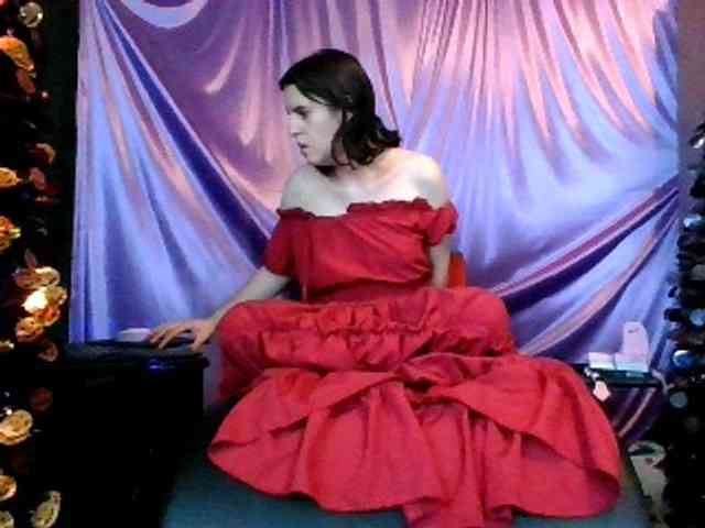 AlluringAli25 AlluringAli25