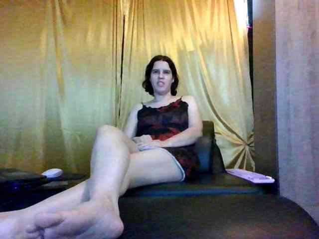 AlluringAli25 webcam
