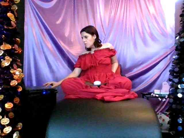 AlluringAli25 AlluringAli25