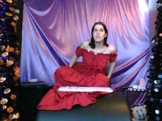 AlluringAli25 AlluringAli25