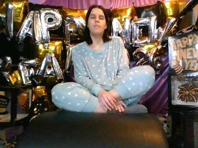 AlluringAli25 webcam