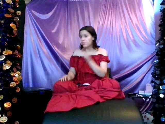 AlluringAli25 AlluringAli25