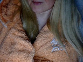 BlondyVio Porn Show