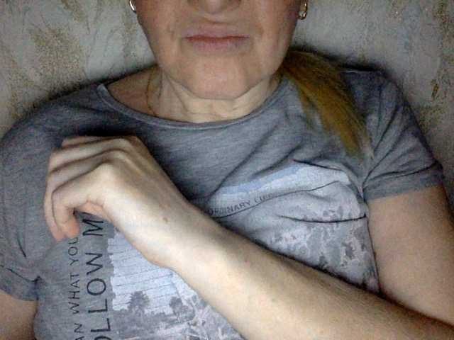 BlondyVio Live Cam on BongaCams