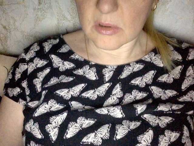 BlondyVio's BongaCams show and profile