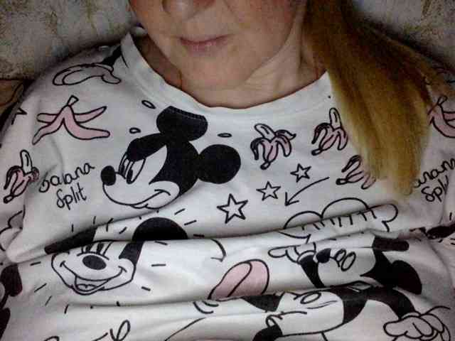 BlondyVio webcam
