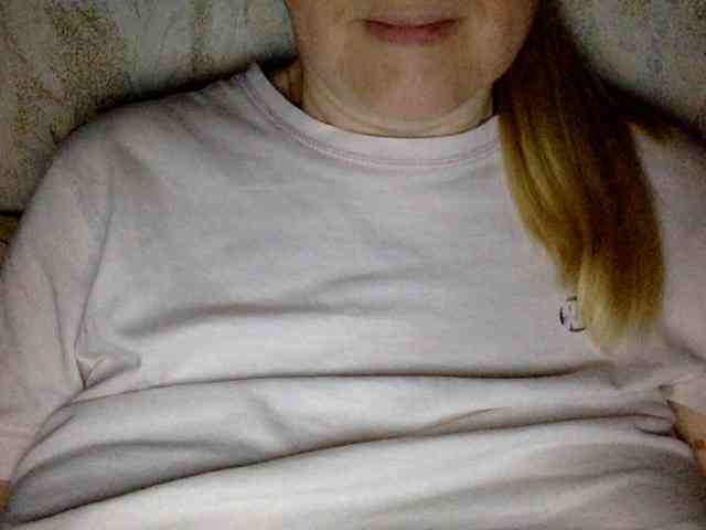 BlondyVio webcam
