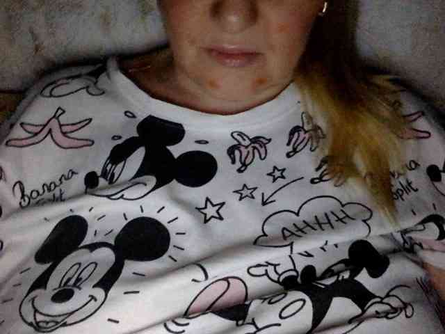 BlondyVio webcam