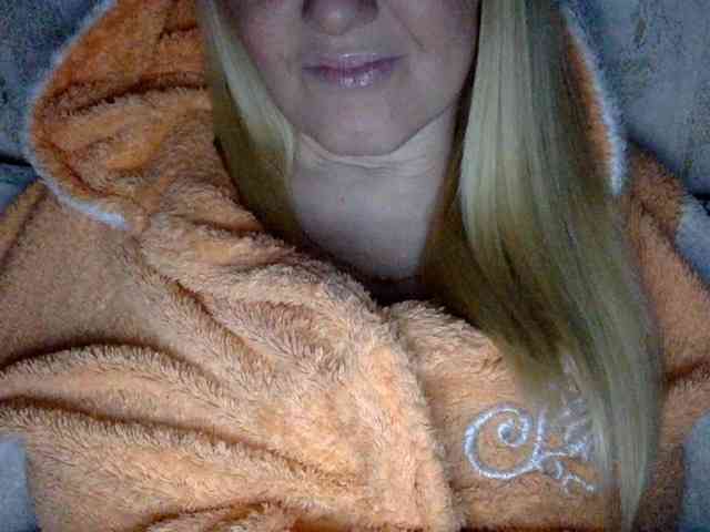 BlondyVio webcam