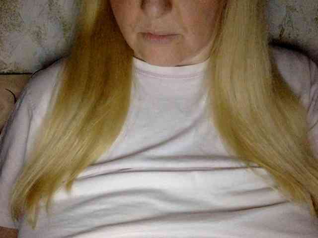 BlondyVio webcam