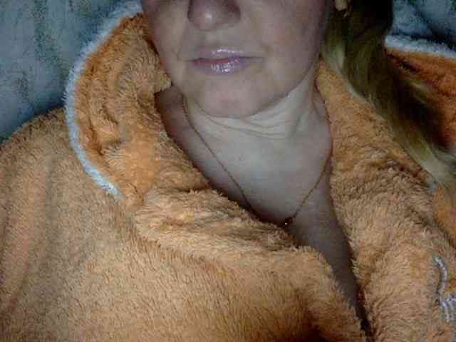 BlondyVio webcam