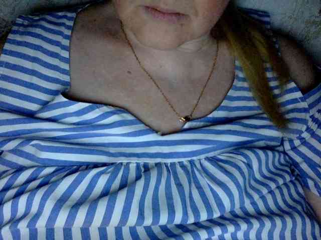 BlondyVio webcam