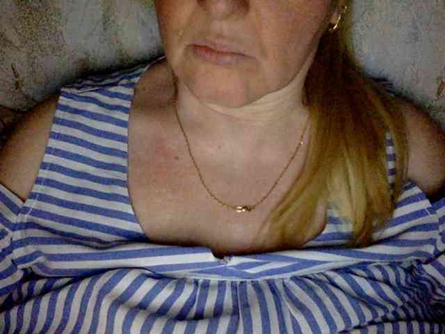 BlondyVio webcam