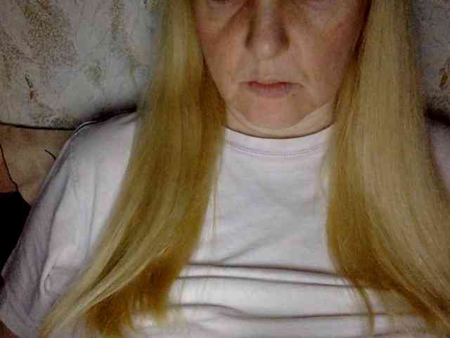BlondyVio webcam
